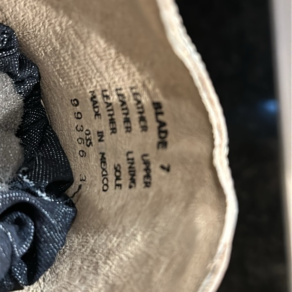 Freebird Blade in Taupe 7.0 - Picture 5 of 5